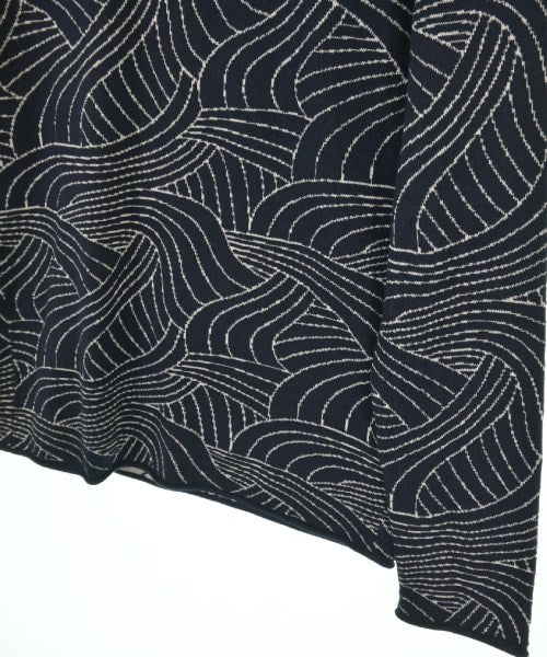 EMPORIO ARMANI เสื้อกันหนาว