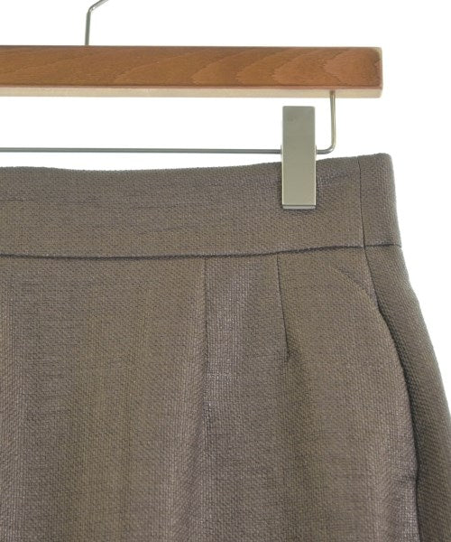 EMPORIO ARMANI กระโปรงยาวถึงเข่า