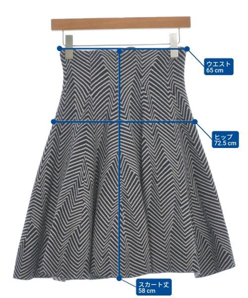 EMPORIO ARMANI กระโปรงยาวถึงเข่า