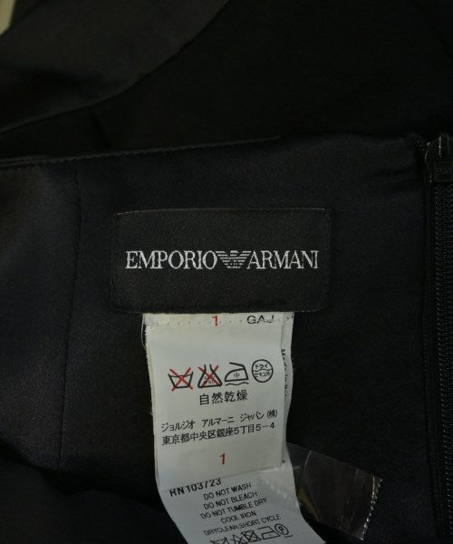 EMPORIO ARMANI กระโปรงยาวถึงเข่า