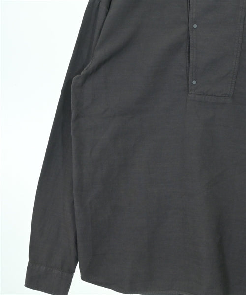 EMPORIO ARMANI เสื้อลำลอง