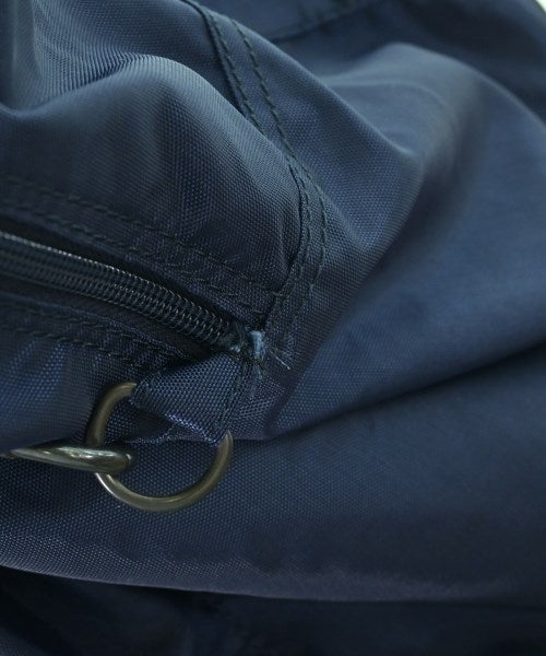 EMPORIO ARMANI กระเป๋าใส่อุปกรณ์ขนาดใหญ่
