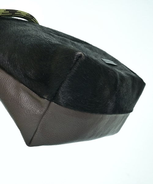 EMPORIO ARMANI กระเป๋าสะพาย