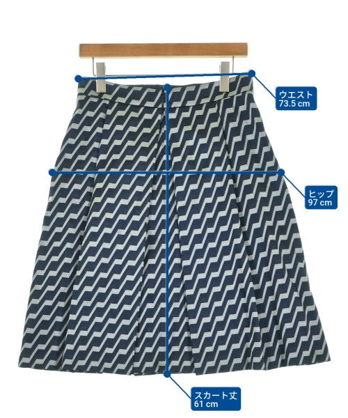 EMPORIO ARMANI กระโปรงยาวถึงเข่า
