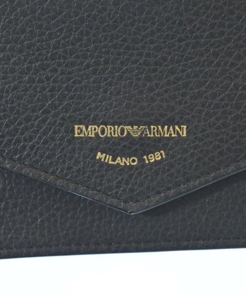 EMPORIO ARMANI คลัตช์