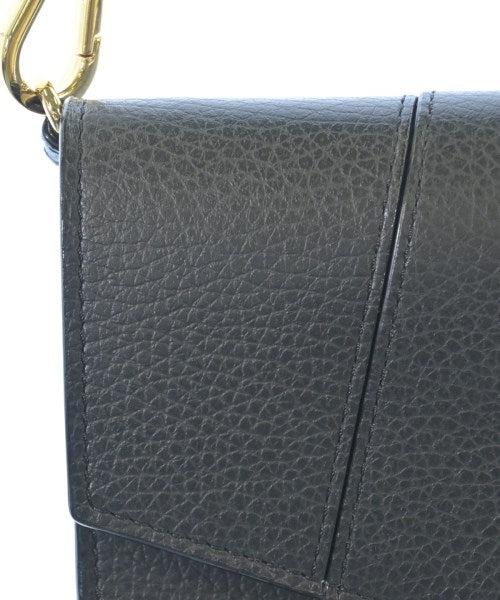 EMPORIO ARMANI คลัตช์