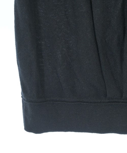 EMPORIO ARMANI เสื้อแขนกุด