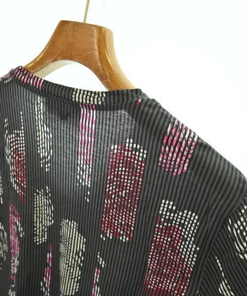 EMPORIO ARMANI เสื้อยืด/เสื้อท็อปส์