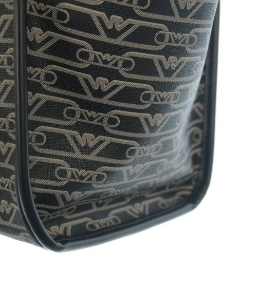 EMPORIO ARMANI กระเป๋าถือขนาดใหญ่