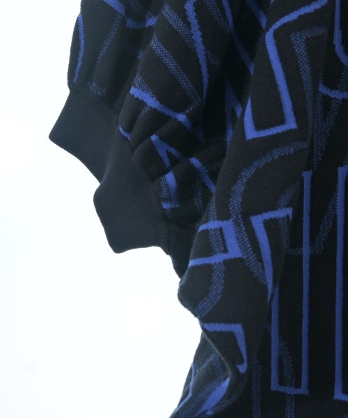 EMPORIO ARMANI เสื้อกันหนาว