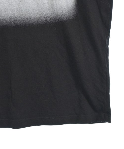 EMPORIO ARMANI เสื้อยืด/เสื้อท็อปส์