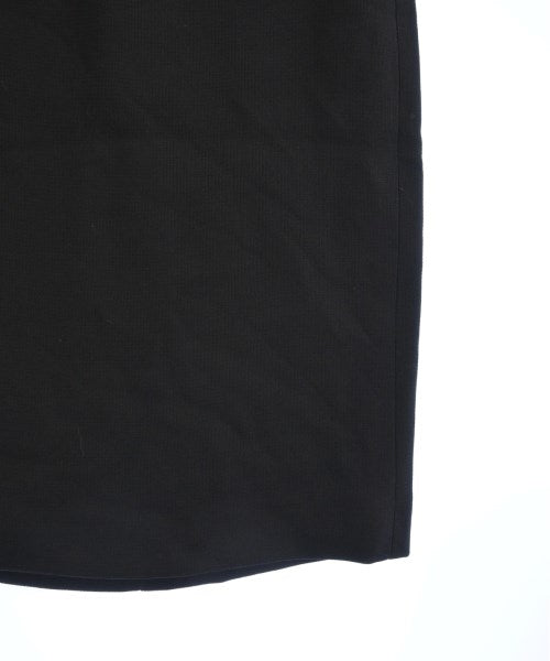 GIANNI VERSACE กระโปรงยาวถึงเข่า