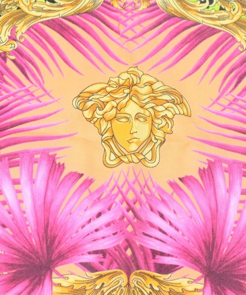 GIANNI VERSACE ผ้าพันคอ