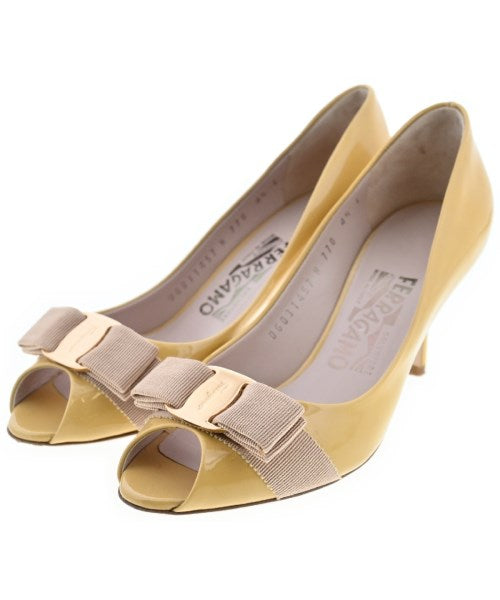 Salvatore Ferragamo รองเท้าส้นสูง