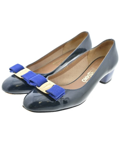 Salvatore Ferragamo รองเท้าส้นสูง