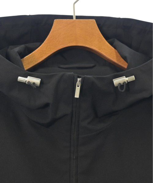 Salvatore Ferragamo แจ็คเก็ตเบลาส์ อื่น