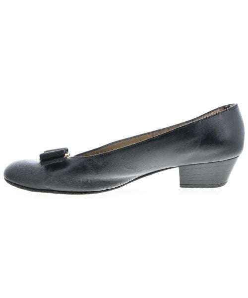 Salvatore Ferragamo รองเท้าส้นสูง