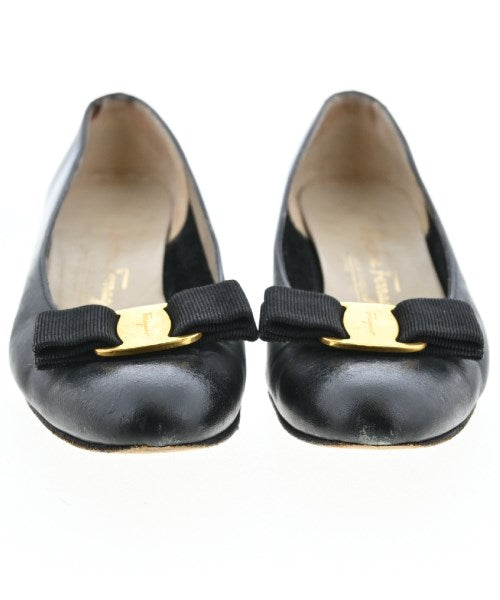 Salvatore Ferragamo รองเท้าส้นสูง