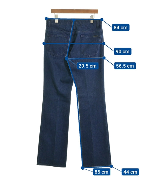 Salvatore Ferragamo ยีนส์