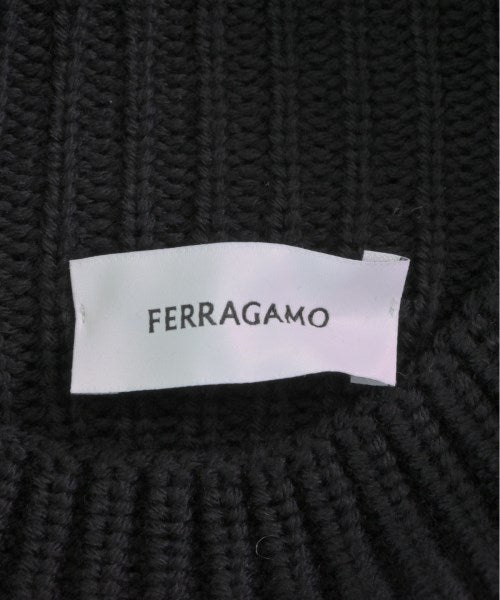 Salvatore Ferragamo เสื้อกันหนาว