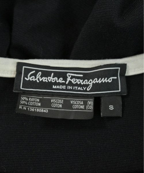 Salvatore Ferragamo เสื้อยืด/เสื้อท็อปส์
