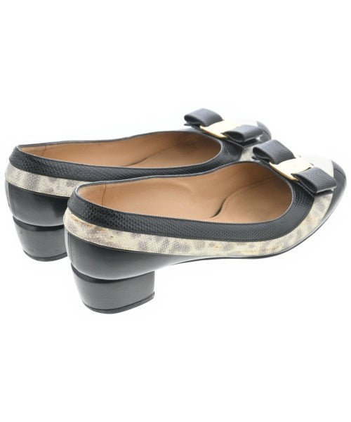 Salvatore Ferragamo รองเท้าสวมทางการ