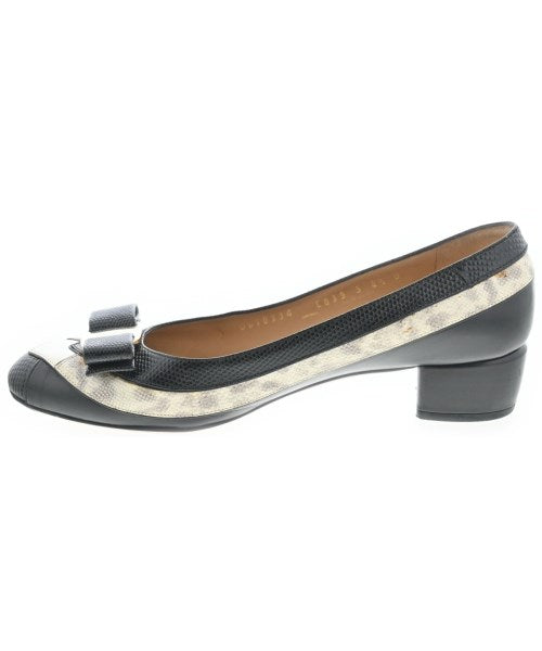 Salvatore Ferragamo รองเท้าสวมทางการ
