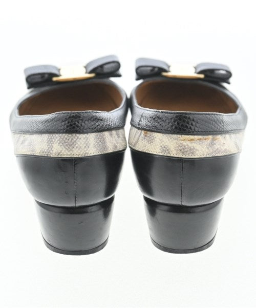 Salvatore Ferragamo รองเท้าสวมทางการ