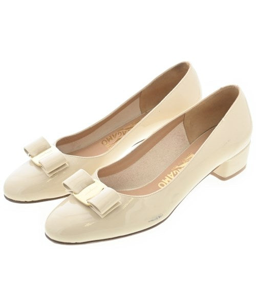 Salvatore Ferragamo รองเท้าส้นสูง