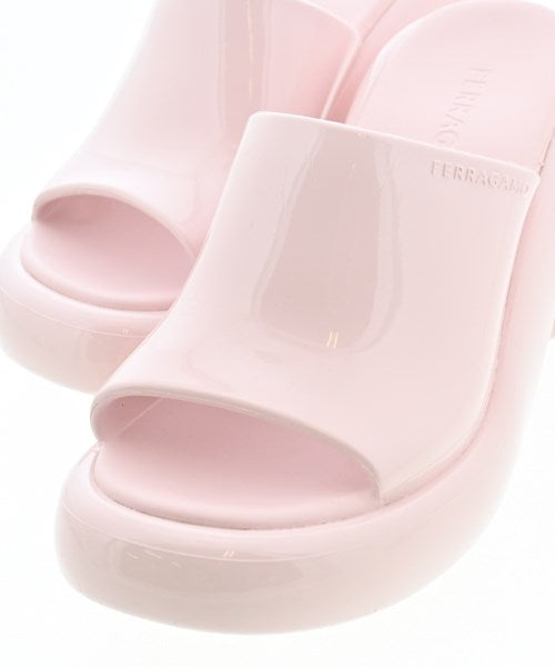 Salvatore Ferragamo รองเท้าแตะ