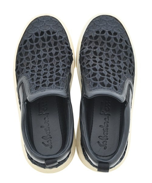 Salvatore Ferragamo รองเท้าผ้าใบ