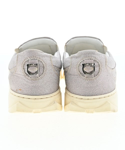 Salvatore Ferragamo รองเท้าผ้าใบ