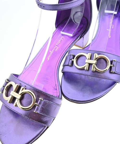 Salvatore Ferragamo รองเท้าส้นสูง