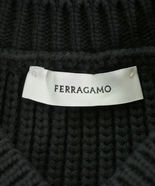 Salvatore Ferragamo เสื้อกันหนาว