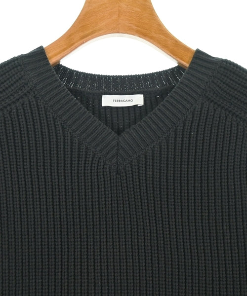 Salvatore Ferragamo เสื้อกันหนาว