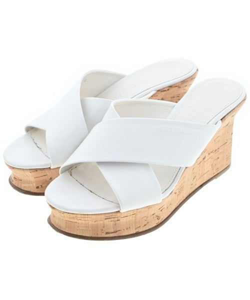 Salvatore Ferragamo รองเท้าแตะ