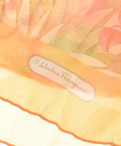 Salvatore Ferragamo ผ้าคลุมไหล่