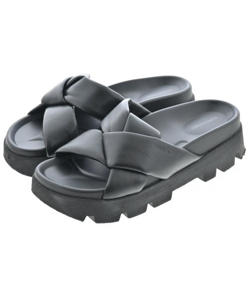 Salvatore Ferragamo รองเท้าแตะ