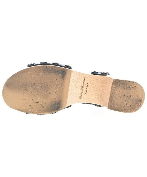 Salvatore Ferragamo รองเท้าแตะ