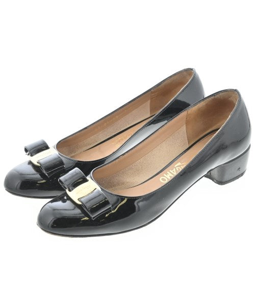 Salvatore Ferragamo รองเท้าส้นสูง