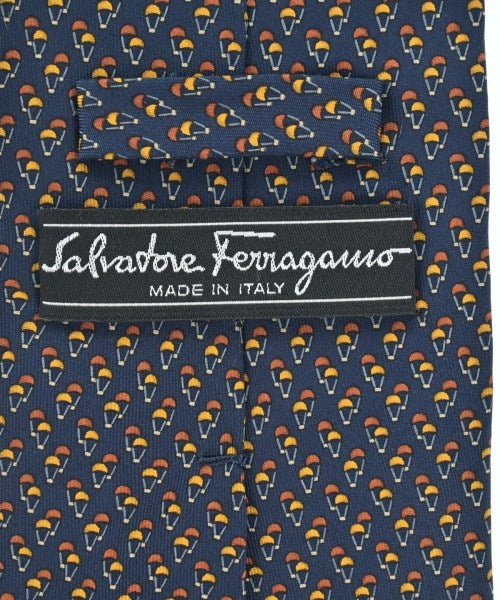 Salvatore Ferragamo เนคไท