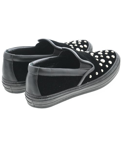 Salvatore Ferragamo รองเท้าผ้าใบ