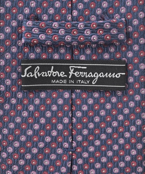 Salvatore Ferragamo เนคไท