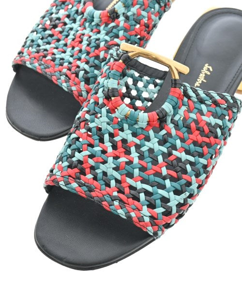 Salvatore Ferragamo รองเท้าแตะ