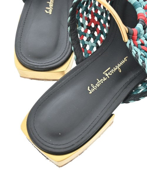 Salvatore Ferragamo รองเท้าแตะ