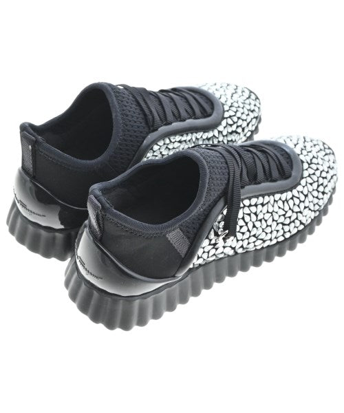 Salvatore Ferragamo รองเท้าผ้าใบ