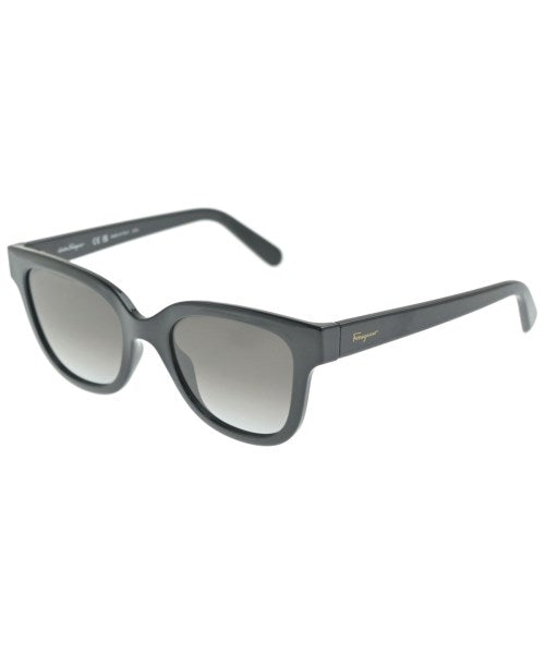 Salvatore Ferragamo แว่นกันแดด