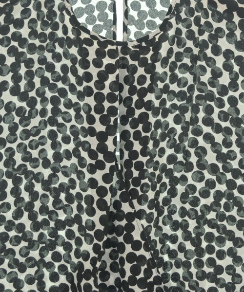 Salvatore Ferragamo เสื้อสตรี