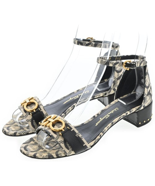 Salvatore Ferragamo รองเท้าแตะ