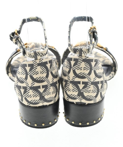 Salvatore Ferragamo รองเท้าแตะ